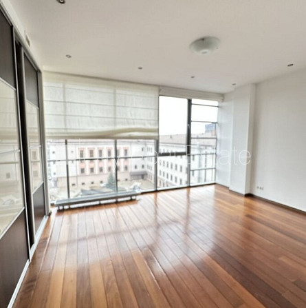 Jaunceltne, fasādes māja, labiekārtots apzaļumots pagalms, slēgta teritorija, iespēja nomāt Rīga - foto 10