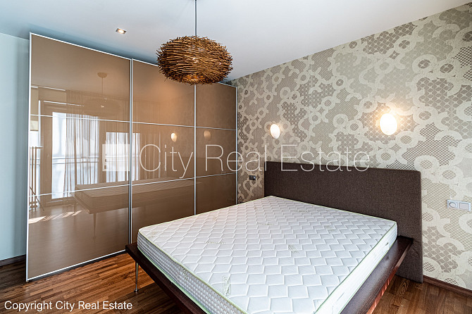 Fasādes māja, renovēta māja, mainīts Jumta segums, labiekārtota apzaļumota teritorija, Rīga - foto 9