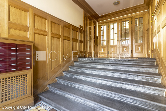 Новостройка, благоустроенный озеленённый двор, гараж на одну машину, лифт, Рига - изображение 20