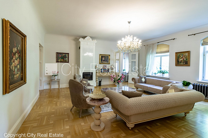 Fasādes māja, renovēta māja, ieeja no ielas un pagalma, guļamistabu skaits 3 gab., istabas Rīga - foto 5