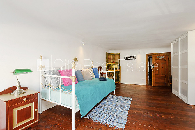 Fasādes māja, ieeja no ielas, guļamistabu skaits 4 gab., istabas izolētas 4 gab., virtuve, Rīga - foto 17