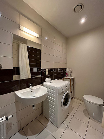 Jaunceltne, zaļā teritorija, iežogota teritorija, bezmaksas stāvvieta pagalmā, apzaļumota Jūrmala - foto 14