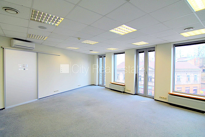 Projekts - Ģertrūdes 66, jaunceltne, fasādes māja, labiekārtota apzaļumota teritorija, vieta Rīga - foto 2