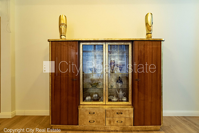 Новостройка, здание во дворе, закрытый двор, лифт, два балкона, окна выходят во Рига - изображение 5