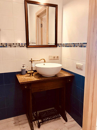 Pagalma māja, renovēta māja, zaļā teritorija, apzaļumota teritorija ar jaunu kokaugu Rīga - foto 7