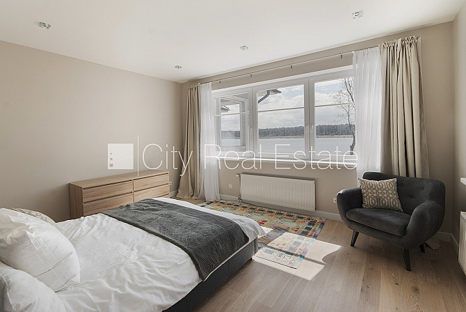 Jaunceltne, labiekārtota apzaļumota teritorija, slēgts pagalms, vieta vairākām automašīnām, Jūrmala - foto 8