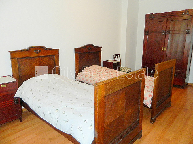 Дом во дворе, реновированный дом, благоустроенный озеленённый двор, закрытый Рига - изображение 20