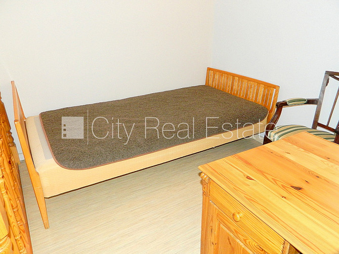 Дом во дворе, реновированный дом, благоустроенный озеленённый двор, закрытый Рига - изображение 12