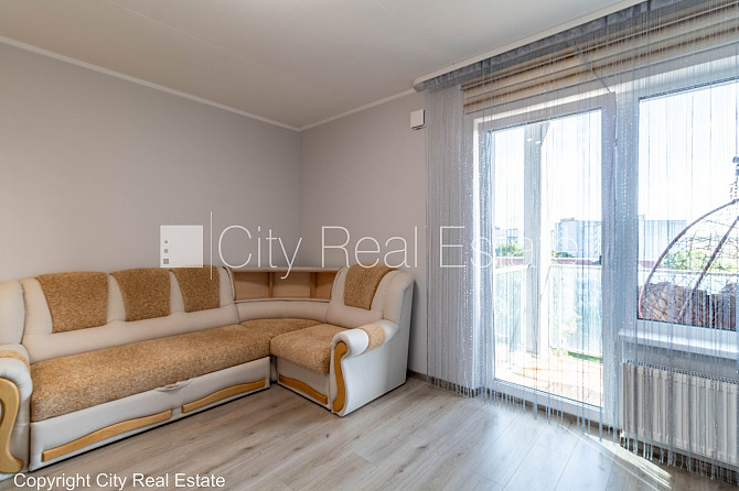 Новостройка, фасадный дом, благоустроенный озеленённый двор, территория Рига - изображение 19