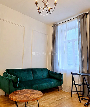 Фасадный дом, реновированный дом, благоустроенная озеленённая территория, Рига - изображение 2