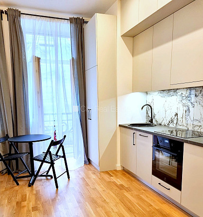 Фасадный дом, реновированный дом, благоустроенная озеленённая территория, Рига - изображение 3