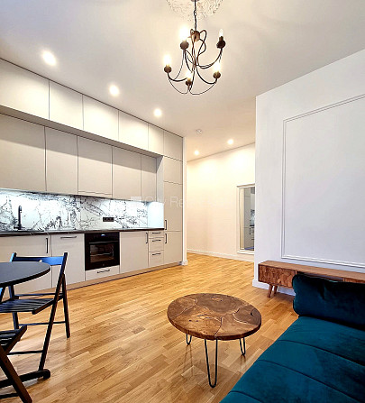 Фасадный дом, реновированный дом, благоустроенная озеленённая территория, Рига - изображение 1