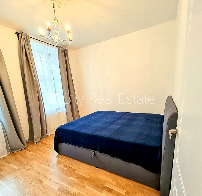 Фасадный дом, реновированный дом, благоустроенная озеленённая территория, Рига - изображение 7