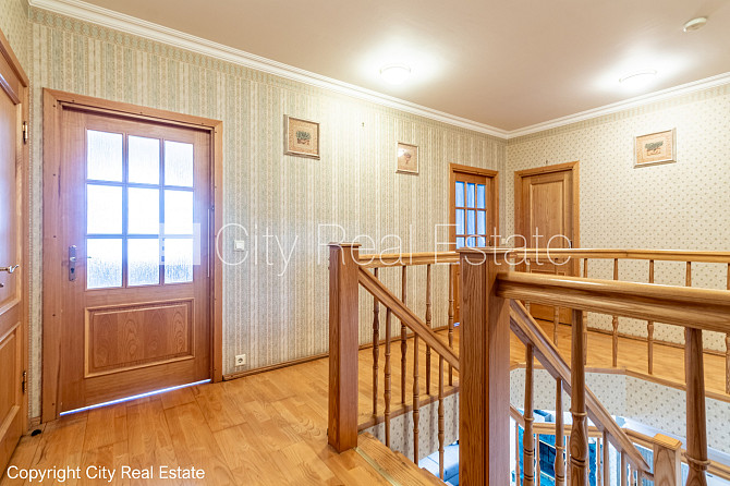 Земля в собственности, поменянное покрытие крыши, благоустроенный озеленённый Рига - изображение 15