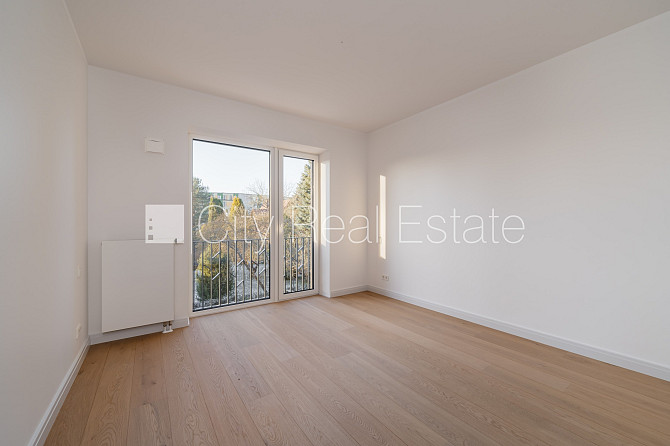 Rindu māja, labiekārtota apzaļumota teritorija, slēgta teritorija, vieta automašīnai, Rīga - foto 20