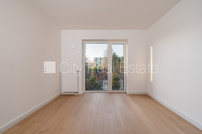 Rindu māja, labiekārtota apzaļumota teritorija, slēgta teritorija, vieta automašīnai, Rīga - foto 19