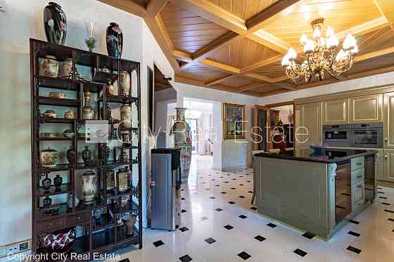 Новостройка, благоустроенная озеленённая территория, закрытая территория, Jūrmala