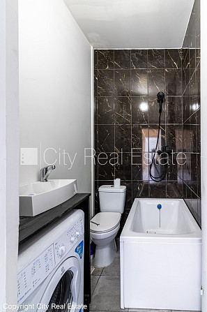 Fasādes māja, renovēta māja, bruģēts piebraucamais ceļš, viena istaba caurstaigājama, Rīga - foto 5