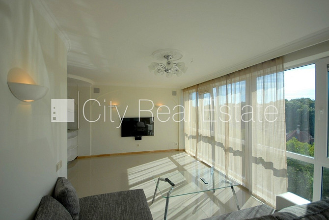 Новостройка, здание во дворе, благоустроенная озеленённая территория, Рига - изображение 15