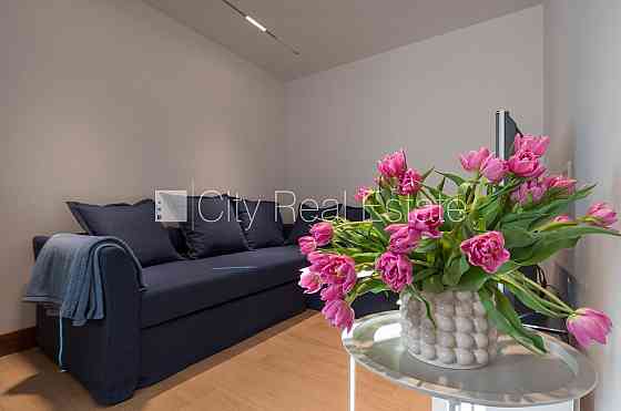 Земля в собственности, кирпичные стены, благоустроенная озеленённая территория, Jūrmala