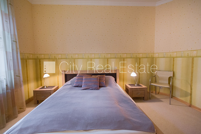 Pagalma māja, labiekārtots apzaļumots pagalms, logi vērsti uz pagalma pusi, studio tipa, Rīga - foto 11