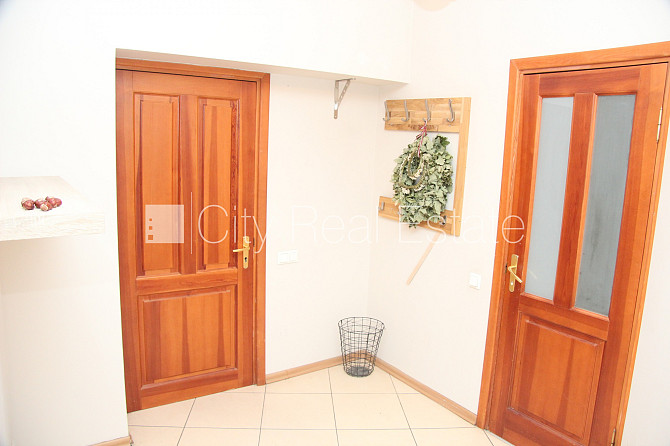 Реновированный дом, лифт, балкон, одна изолированная комната, студио, кухня Рига - изображение 19