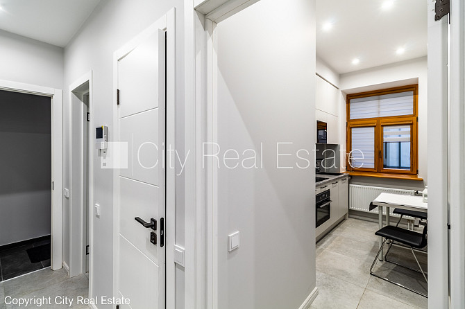 Дом во дворе, реновированный дом, благоустроенный озеленённый двор, закрытый Рига - изображение 12