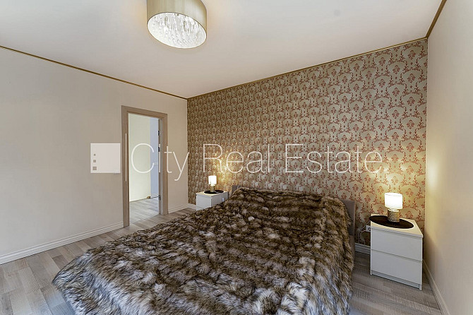 Privātmāja, fasāde ar dekoratīvo apmetumu, labiekārtots apzaļumots pagalms, garāža vienai Jūrmala - foto 17