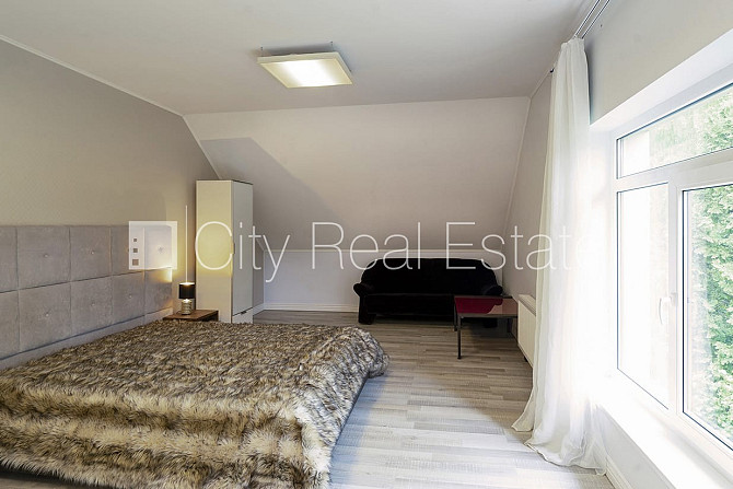 Privātmāja, fasāde ar dekoratīvo apmetumu, labiekārtots apzaļumots pagalms, garāža vienai Jūrmala - foto 18