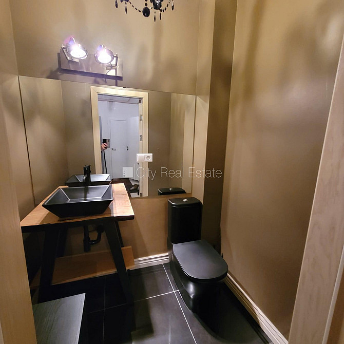 Privātmāja, fasāde ar dekoratīvo apmetumu, labiekārtots apzaļumots pagalms, garāža vienai Jūrmala - foto 16