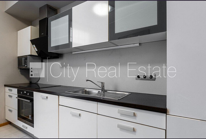 Новостройка, фасадный дом, благоустроенная озеленённая территория, закрытый Рига - изображение 7