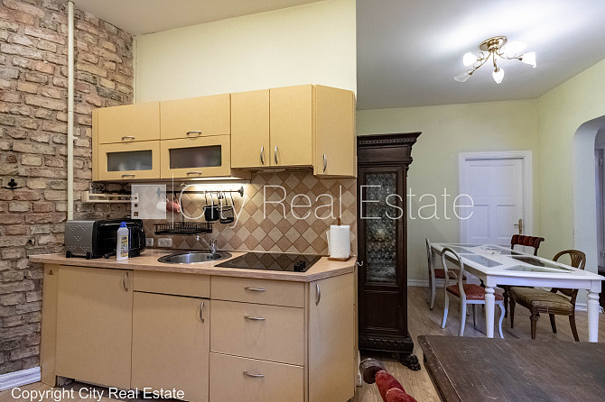 Реновированный дом, благоустроенная озеленённая территория, апартаменты люкс, Рига - изображение 19