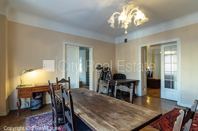 Реновированный дом, благоустроенная озеленённая территория, апартаменты люкс, Рига - изображение 11