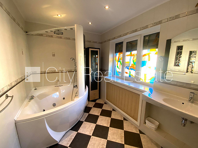 Privātmāja, keramzīta bloku sienas, fasāde ar dekoratīvo apmetumu, pagrabstāvā pieejama Rīga - foto 8