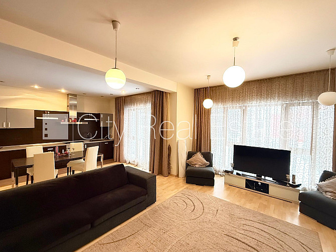 Рядный дом, новостройка, благоустроенная озеленённая территория, Юрмала - изображение 2