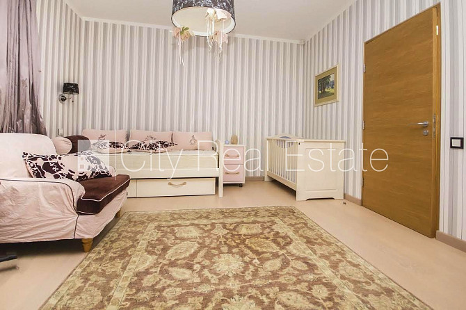 Privātmāja, labiekārtots apzaļumots pagalms, slēgts pagalms, balkons, terase, sauna, Jūrmala - foto 9