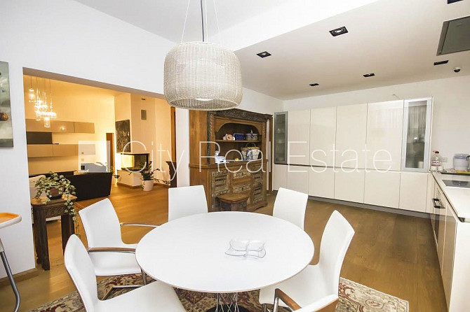 Privātmāja, labiekārtots apzaļumots pagalms, slēgts pagalms, balkons, terase, sauna, Jūrmala - foto 3