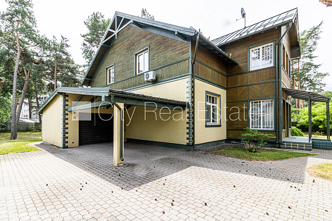 Благоустроенная озеленённая территория, закрытая территория, гараж на одну Юрмала - изображение 2