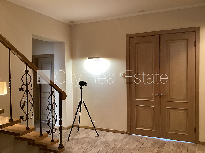 Благоустроенная озеленённая территория, закрытая территория, гараж на одну Юрмала - изображение 17