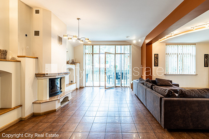 Благоустроенная озеленённая территория, закрытая территория, гараж на одну Юрмала - изображение 7