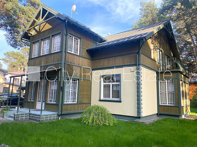 Благоустроенная озеленённая территория, закрытая территория, гараж на одну Юрмала - изображение 3