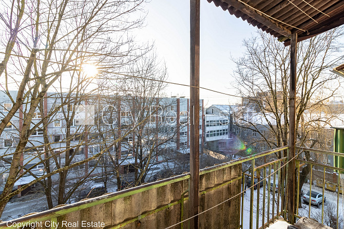 Fasādes māja, labiekārtota apzaļumota teritorija, vieta automašīnai, balkons, istabas Rīga - foto 4