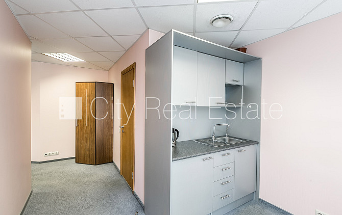 Projekts - Ģertrūdes 66, fasādes māja, ieeja no ielas, ir lifts, balkons, logi vērsti uz ielas Rīga - foto 7