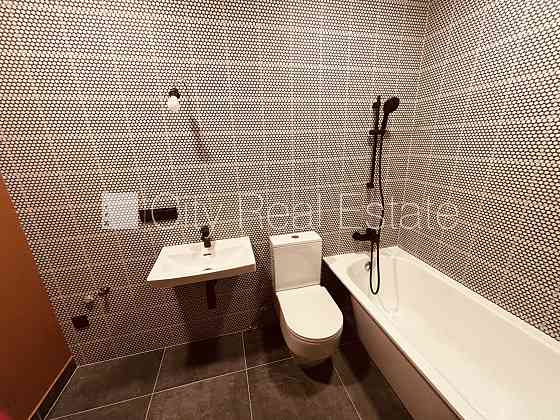 Освобождена, фото сделано во время ремонта, в проекте ещё доступны квартиры, до Рига