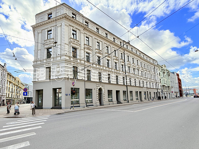 Pagalma ēka, bezmaksas stāvvieta pagalmā, logi vērsti uz pagalma pusi, viena istaba izolēta, Rīga - foto 8