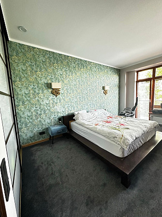 Fasādes māja, renovēta māja, iespēja nomāt autostāvvietu, ieeja no ielas, ir lifts, viena Rīga - foto 20