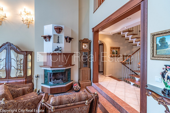 Частный дом, подъездная дорога покрыта брущаткoй, автоматическая система полива Рига - изображение 5