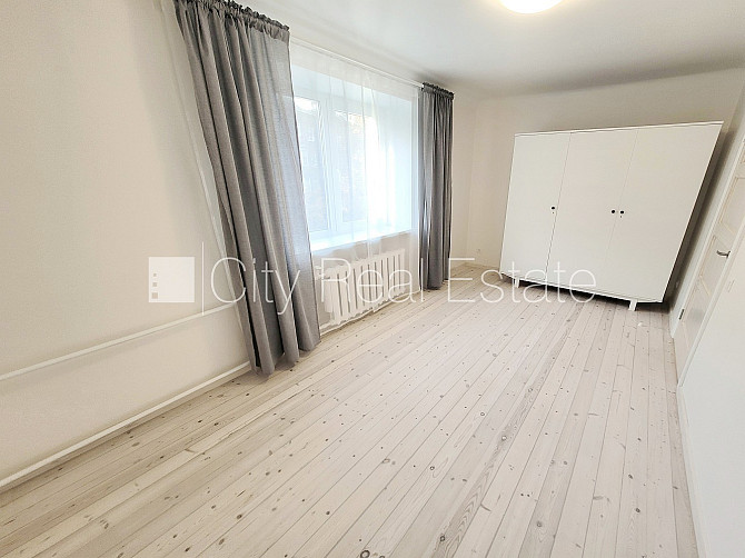 Зеленая территория, бесплатная стоянка во дворе, лестничная клетка после Рига - изображение 12