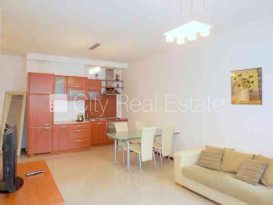 Проект - Centra Nams (Центра Намс), новостройка, благоустроенная озеленённая Рига