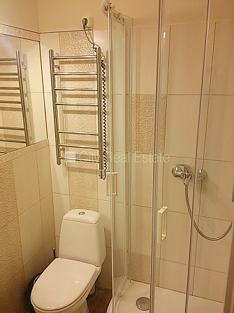 Šo dzīvokli izīrē pa diennaktīm (īstermiņa īre), īres cena sludinājumā norādīta par Rīga - foto 20